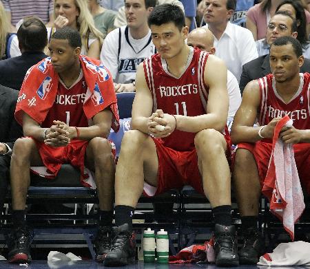 [NBA]爵士反击！森萨博拉杆上篮打成2+1