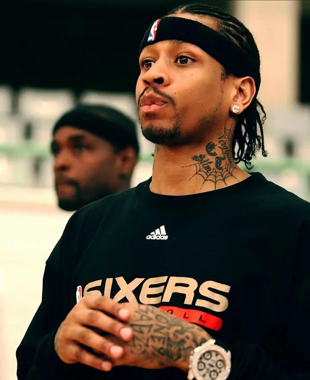 记者：兰克尔-泽在海牛出征杭州前拂袖而去，职业素养低