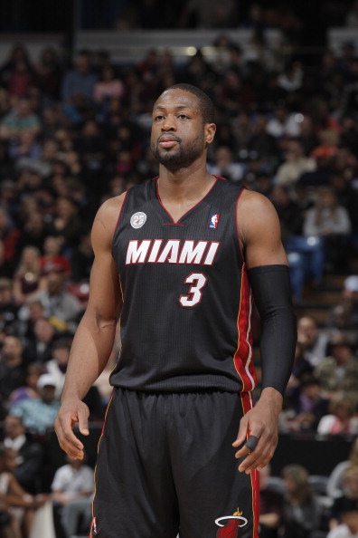 勇士球队助攻率高，全队配合默契