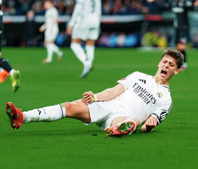 篮球——CBA常规赛：北京控股不敌山东高速