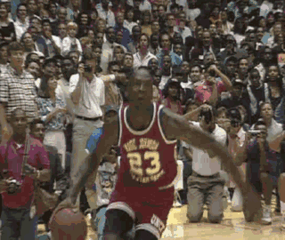 19点7万人助威！国足18强赛迎生死战，渴望12年首胜，CCTV5不消息